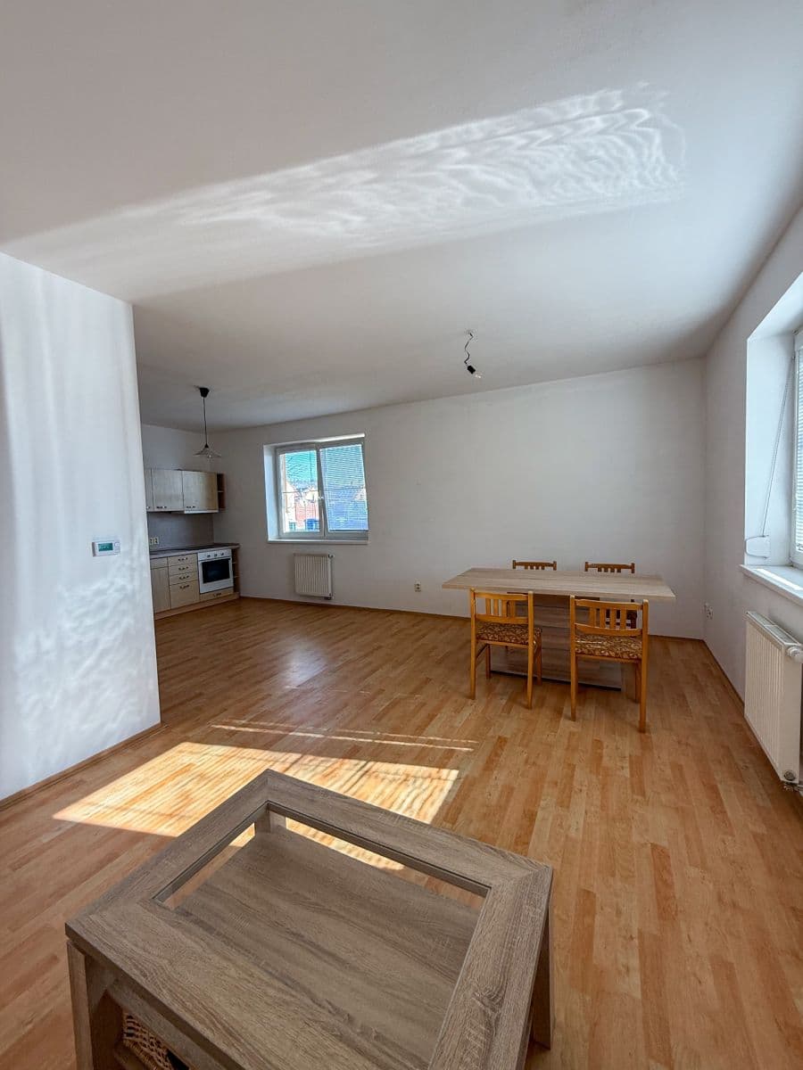 Prodej bytu 2+kk 64 m², Dlouhá, Tišnov, Jihomoravský kraj Prodej bytu 2+kk 64 m², Dlouhá, Tišnov, Jihomoravský kraj