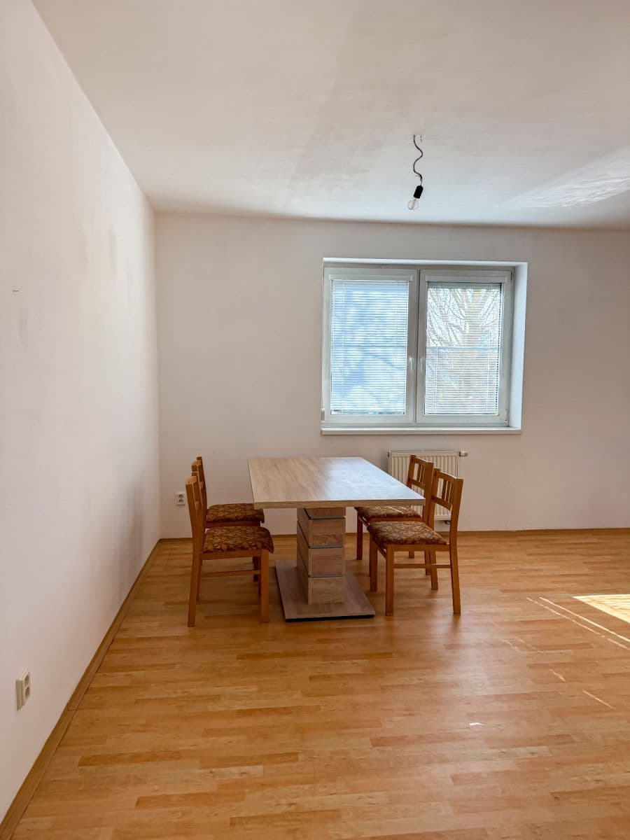 Prodej bytu 2+kk 64 m², Dlouhá, Tišnov, Jihomoravský kraj Prodej bytu 2+kk 64 m², Dlouhá, Tišnov, Jihomoravský kraj