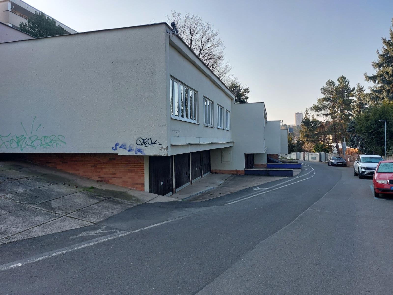 Pronájem garáže 17 m², Nad cihelnou, Praha, Praha Pronájem garáže 17 m², Nad cihelnou, Praha, Praha