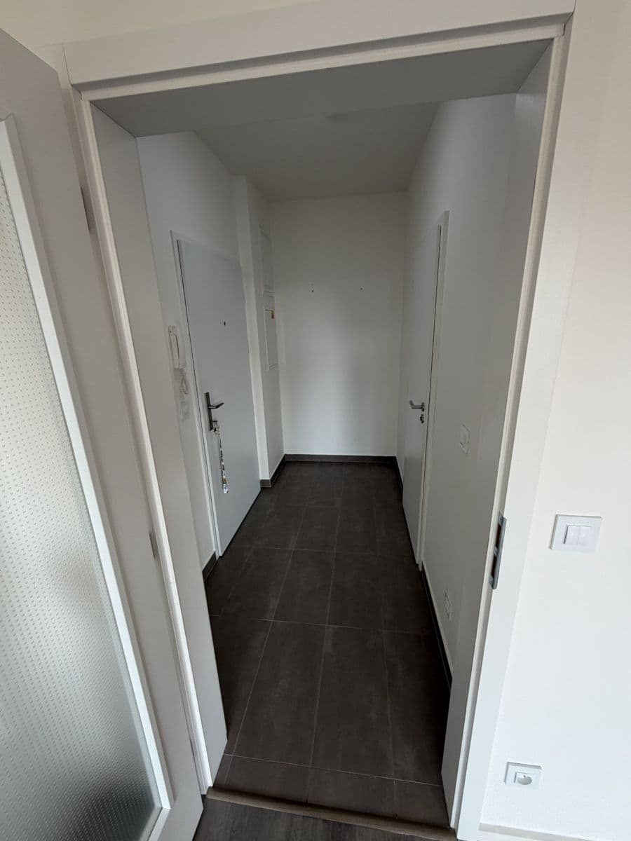 Pronájem bytu 3+kk 84 m², Zvěřinova, Praha, Praha Pronájem bytu 3+kk 84 m², Zvěřinova, Praha, Praha