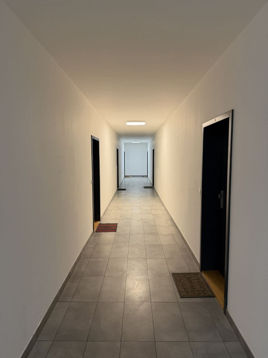 Pronájem bytu 3+kk 84 m², Zvěřinova, Praha, Praha Pronájem bytu 3+kk 84 m², Zvěřinova, Praha, Praha