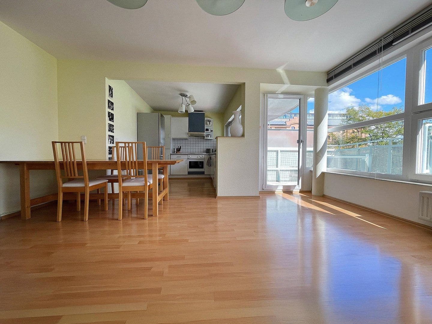 Prodej bytu 3+1 84 m², Am Speicher, 5, Berlin, Berlín Prodej bytu 3+1 84 m², Am Speicher, 5, Berlin, Berlín