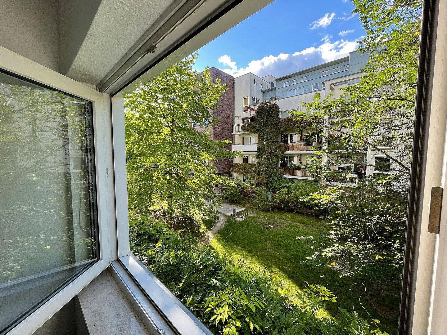 Prodej bytu 3+1 84 m², Am Speicher, 5, Berlin, Berlín Prodej bytu 3+1 84 m², Am Speicher, 5, Berlin, Berlín