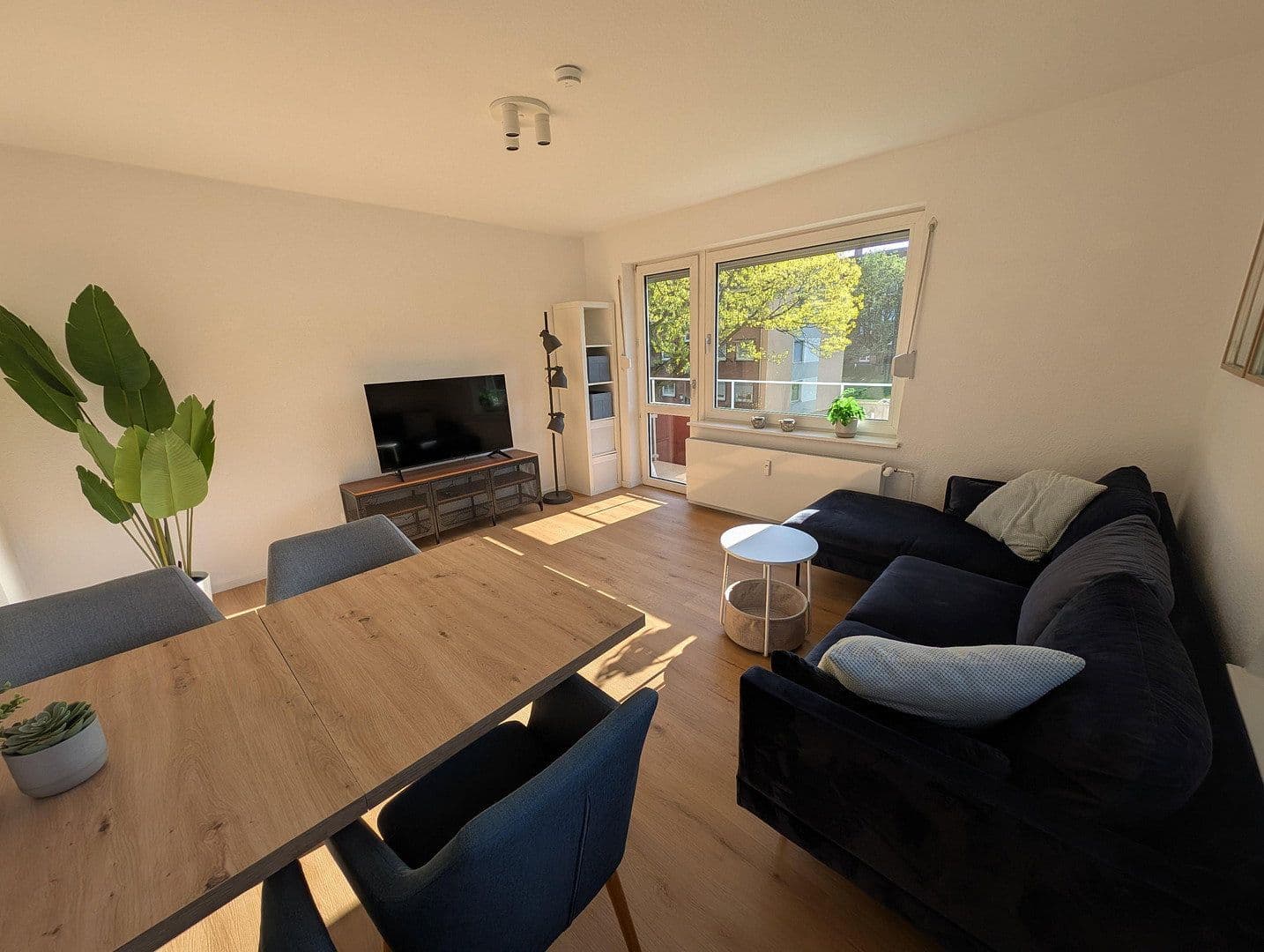 Pronájem bytu 3+1 60 m², Gerhart Hauptmann Straße 56, Salzgitter Thiede, Dolní Sasko Pronájem bytu 3+1 60 m², Gerhart Hauptmann Straße 56, Salzgitter Thiede, Dolní Sasko