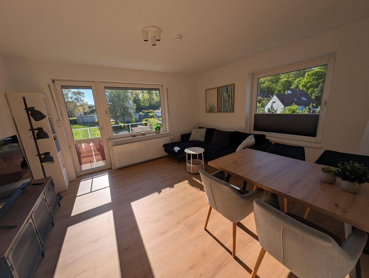 Pronájem bytu 3+1 60 m², Gerhart Hauptmann Straße 56, Salzgitter Thiede, Dolní Sasko Pronájem bytu 3+1 60 m², Gerhart Hauptmann Straße 56, Salzgitter Thiede, Dolní Sasko