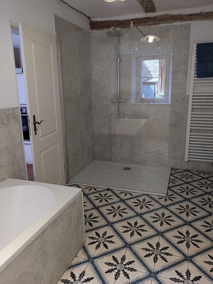 Prodej domu 180 m², pozemek 4.000 m², Wilhermsdorf, Bavorsko Prodej domu 180 m², pozemek 4.000 m², Wilhermsdorf, Bavorsko