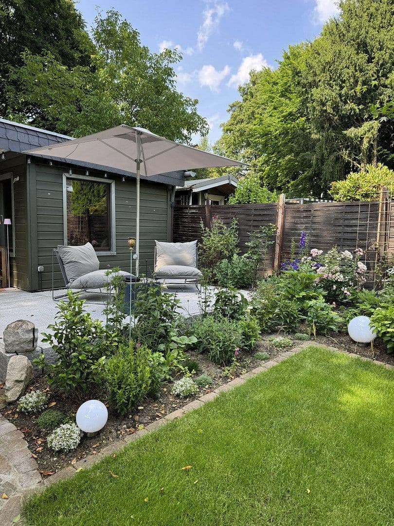 Prodej domu 149 m², pozemek 398 m², Mülheim an der Ruhr, Severní Porýní-Vestfálsko Prodej domu 149 m², pozemek 398 m², Mülheim an der Ruhr, Severní Porýní-Vestfálsko