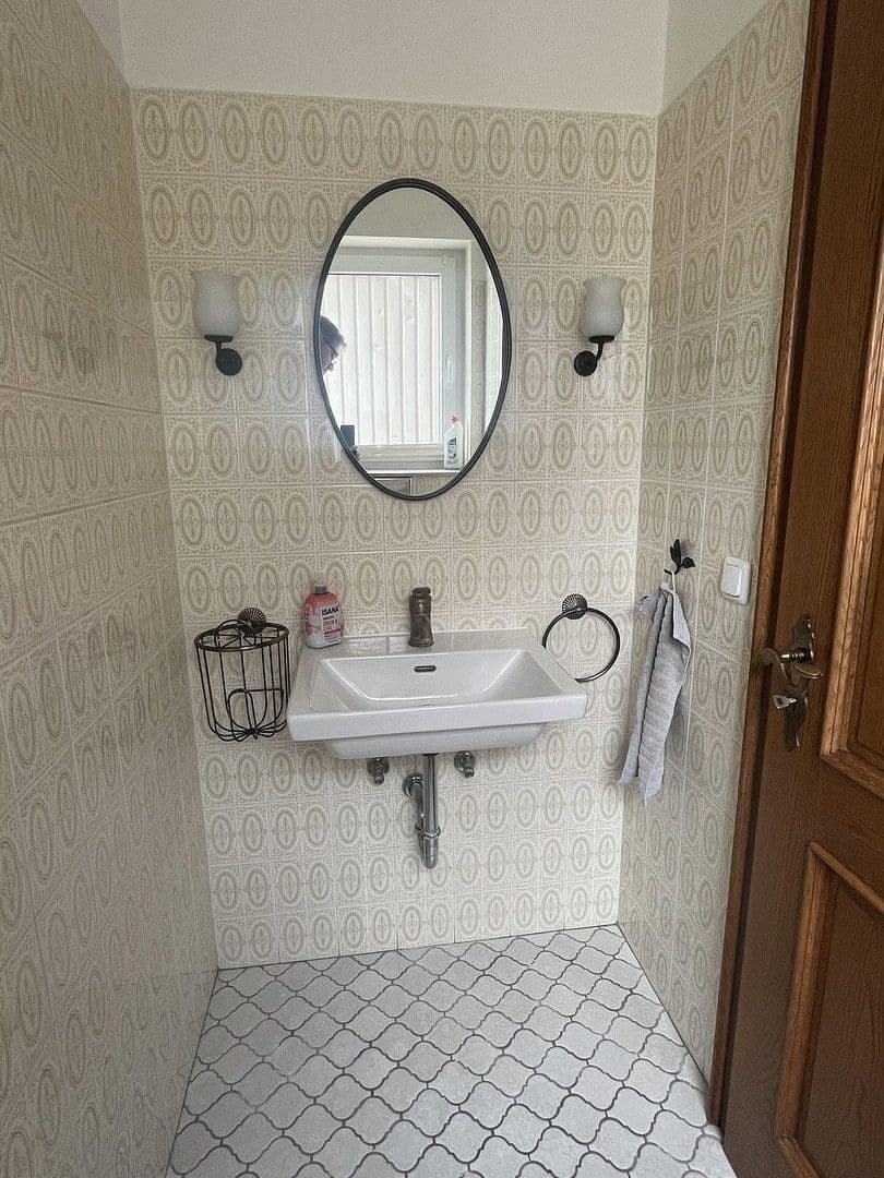 Prodej domu 240 m², pozemek 1.000 m², Oelde, Severní Porýní-Vestfálsko Prodej domu 240 m², pozemek 1.000 m², Oelde, Severní Porýní-Vestfálsko