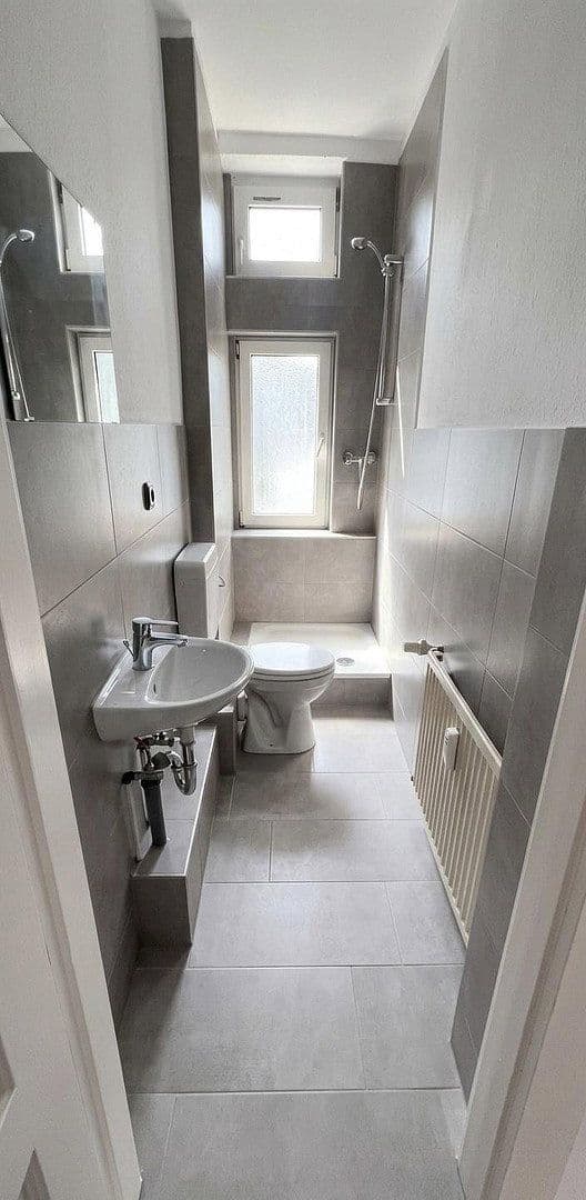 Pronájem bytu 1+1 35 m², Reinarzstr. 39, Krefeld, Severní Porýní-Vestfálsko Pronájem bytu 1+1 35 m², Reinarzstr. 39, Krefeld, Severní Porýní-Vestfálsko