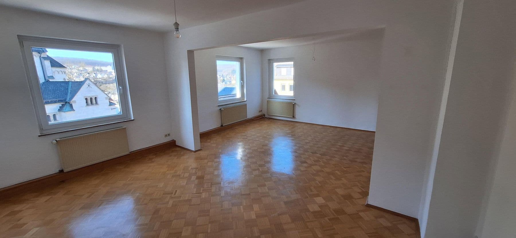 Pronájem bytu 4+1 107 m², St.Michael-Str. 20, Siegen, Severní Porýní-Vestfálsko Pronájem bytu 4+1 107 m², St.Michael-Str. 20, Siegen, Severní Porýní-Vestfálsko