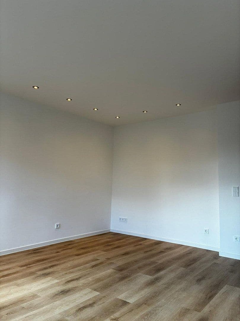 Pronájem bytu 3+1 67 m², Hannover, Dolní Sasko Pronájem bytu 3+1 67 m², Hannover, Dolní Sasko