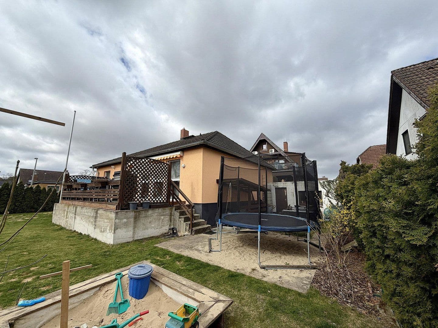 Prodej domu 84 m², pozemek 502 m², Berlin, Berlín Prodej domu 84 m², pozemek 502 m², Berlin, Berlín