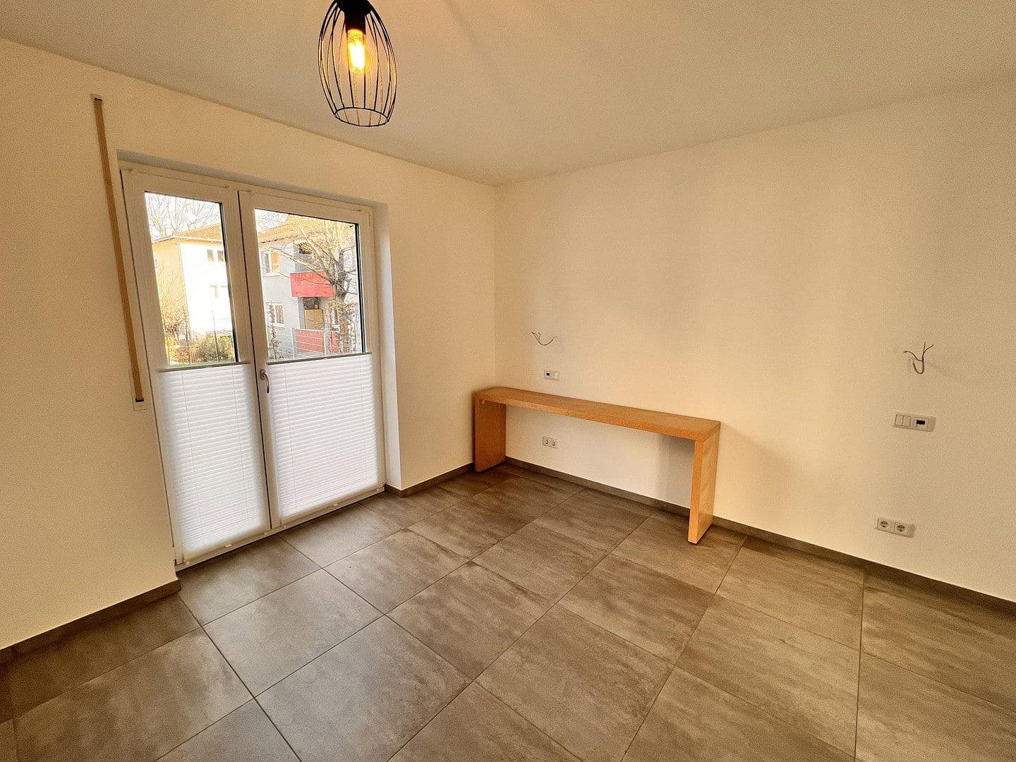 Pronájem bytu 3+1 86 m², Heilbronn, Bádensko-Württembersko Pronájem bytu 3+1 86 m², Heilbronn, Bádensko-Württembersko