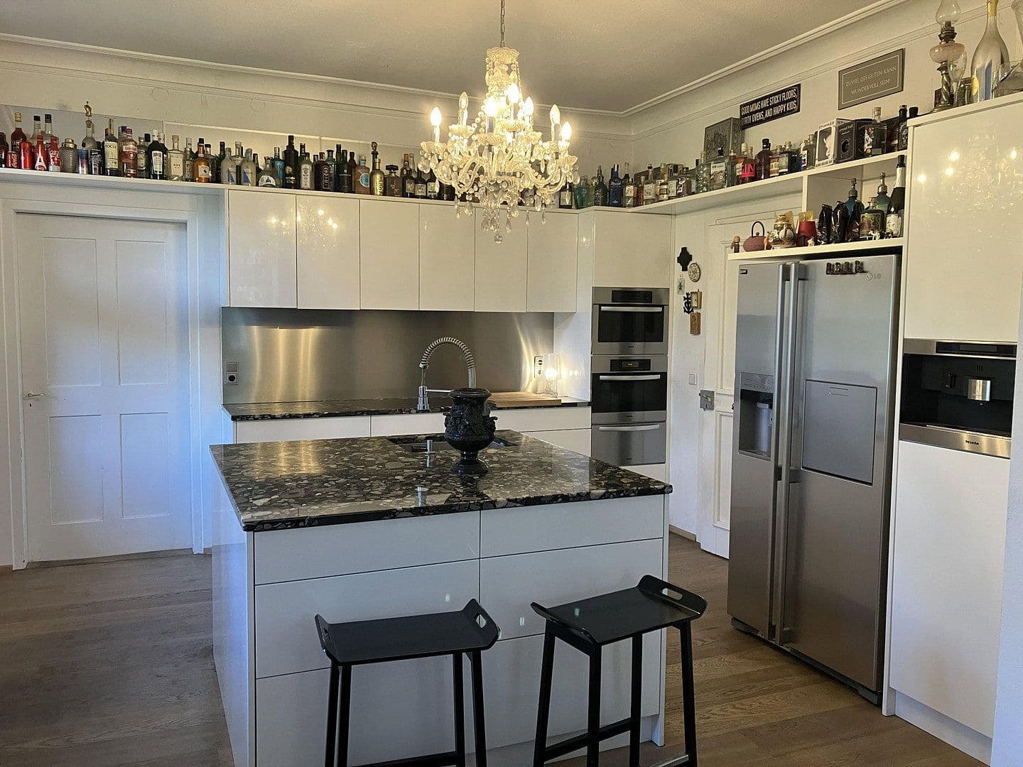 Prodej domu 300 m², pozemek 1.891 m², Lauchringen, Bádensko-Württembersko Prodej domu 300 m², pozemek 1.891 m², Lauchringen, Bádensko-Württembersko