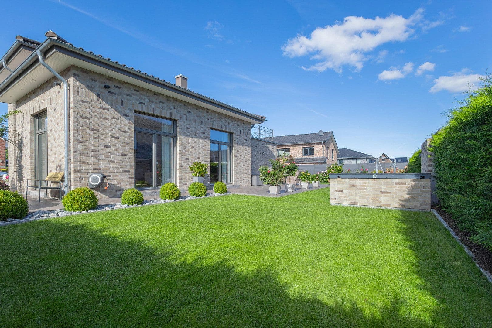 Prodej domu 239 m², pozemek 633 m², Laboe, Šlesvicko-Holštýnsko Prodej domu 239 m², pozemek 633 m², Laboe, Šlesvicko-Holštýnsko