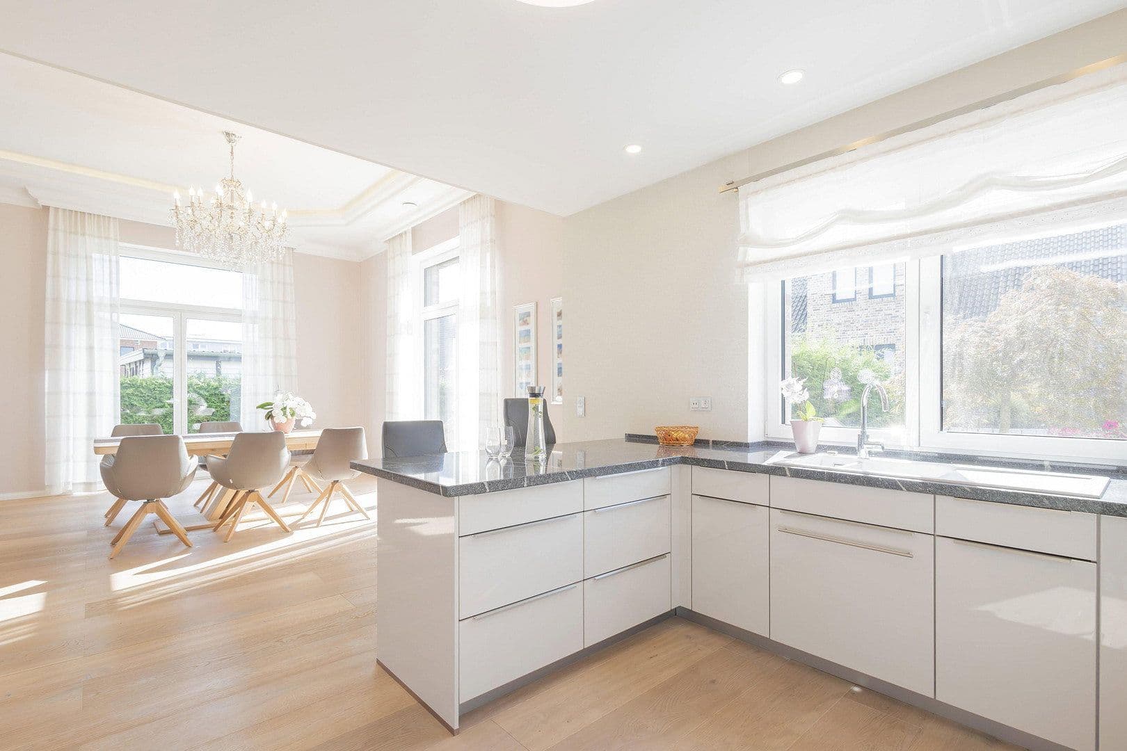 Prodej domu 239 m², pozemek 633 m², Laboe, Šlesvicko-Holštýnsko Prodej domu 239 m², pozemek 633 m², Laboe, Šlesvicko-Holštýnsko