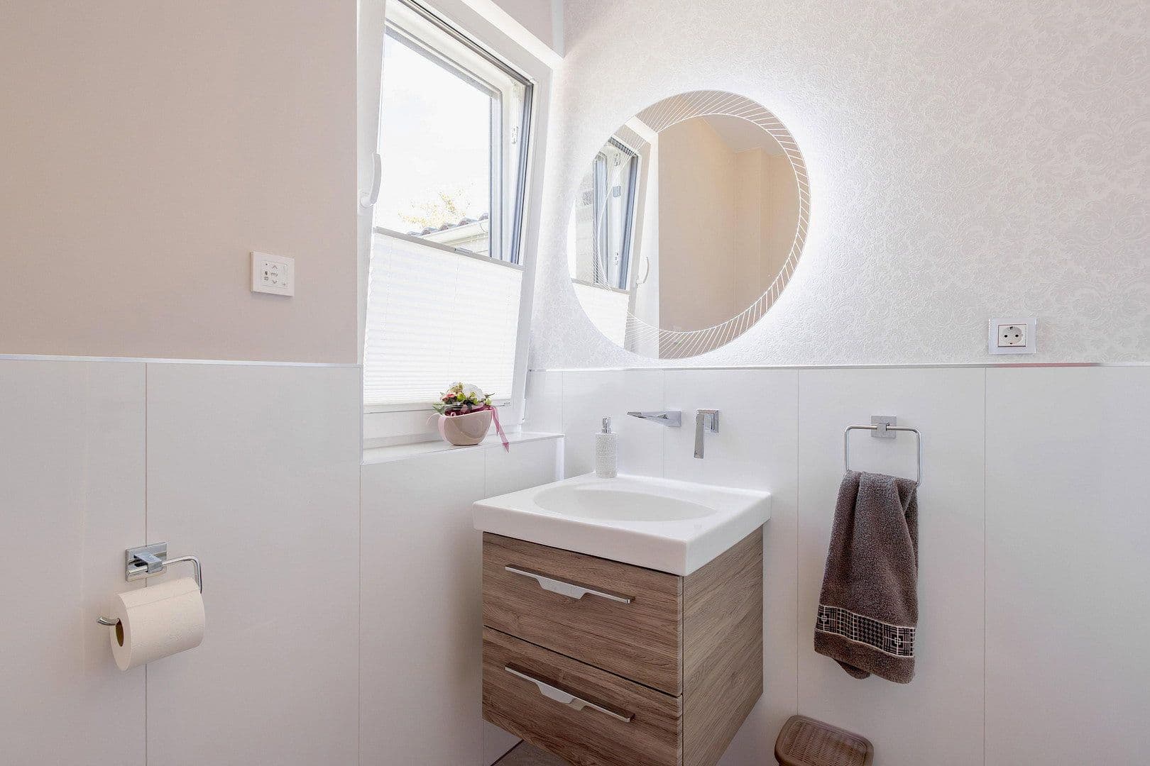 Prodej domu 239 m², pozemek 633 m², Laboe, Šlesvicko-Holštýnsko Prodej domu 239 m², pozemek 633 m², Laboe, Šlesvicko-Holštýnsko