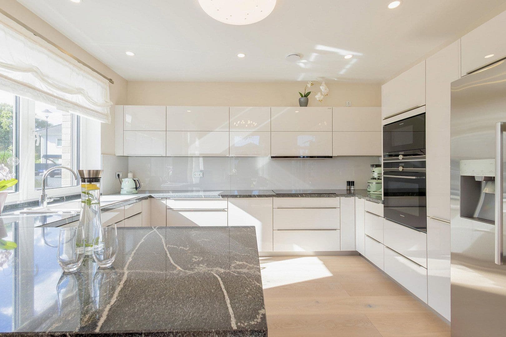 Prodej domu 239 m², pozemek 633 m², Laboe, Šlesvicko-Holštýnsko Prodej domu 239 m², pozemek 633 m², Laboe, Šlesvicko-Holštýnsko