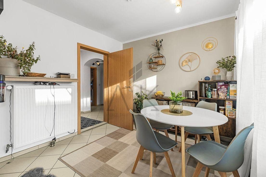 Prodej domu 140 m², pozemek 425 m², Lachenmeyrstraße 6, München, Bavorsko Prodej domu 140 m², pozemek 425 m², Lachenmeyrstraße 6, München, Bavorsko