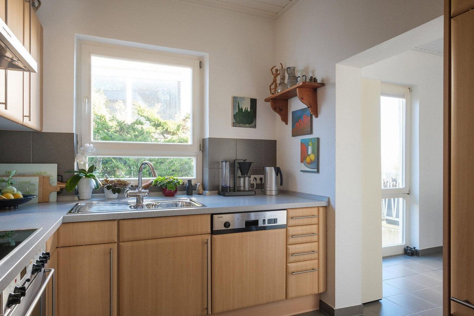 Prodej domu 228 m², pozemek 1.435 m², Ingelheim am Rhein, Porýní-Falc Prodej domu 228 m², pozemek 1.435 m², Ingelheim am Rhein, Porýní-Falc