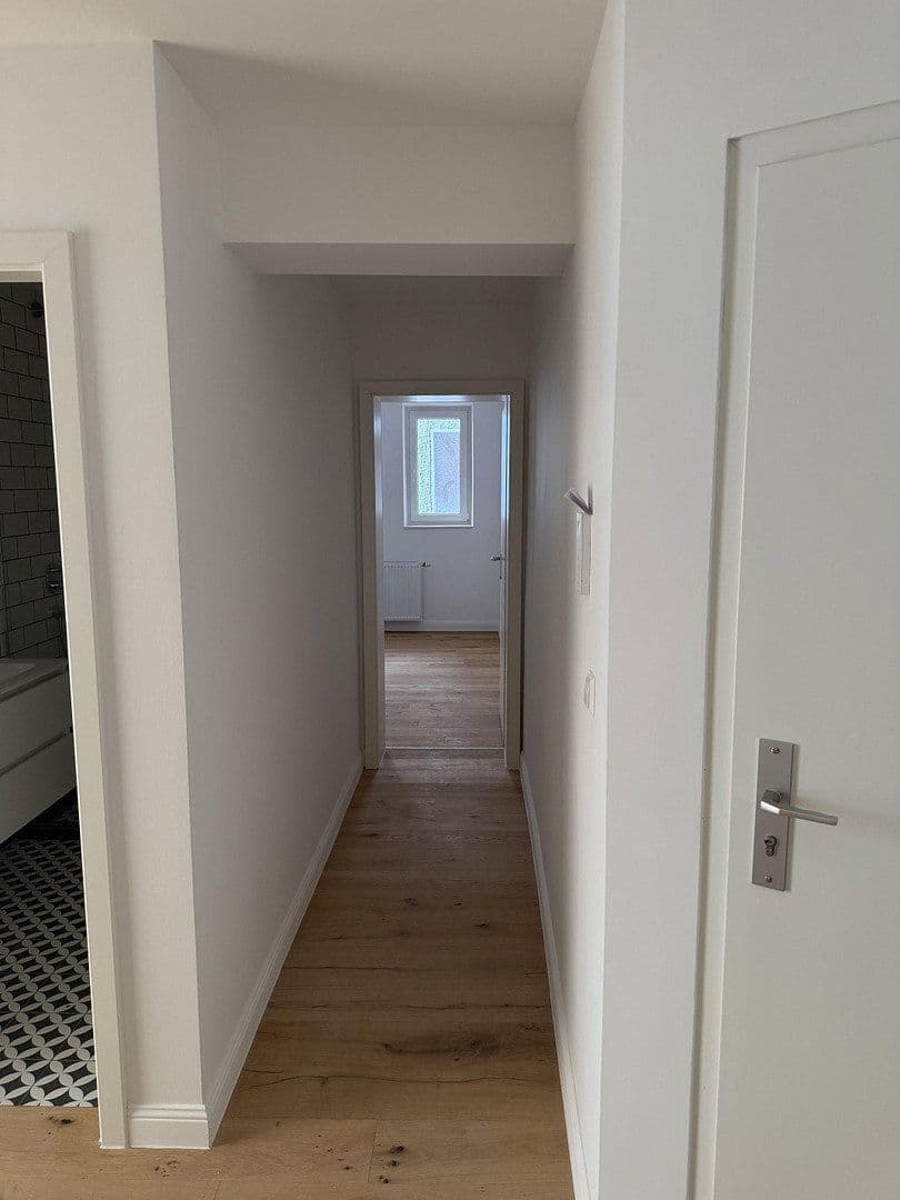 Pronájem bytu 3+1 73 m², Bussenstraße 58, Stuttgart, Bádensko-Württembersko Pronájem bytu 3+1 73 m², Bussenstraße 58, Stuttgart, Bádensko-Württembersko