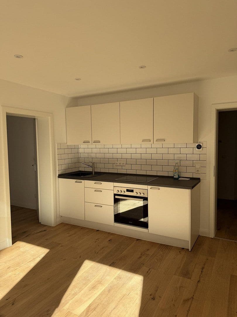 Pronájem bytu 3+1 73 m², Bussenstraße 58, Stuttgart, Bádensko-Württembersko Pronájem bytu 3+1 73 m², Bussenstraße 58, Stuttgart, Bádensko-Württembersko