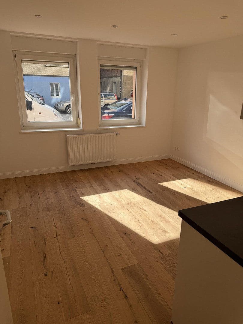 Pronájem bytu 3+1 73 m², Bussenstraße 58, Stuttgart, Bádensko-Württembersko Pronájem bytu 3+1 73 m², Bussenstraße 58, Stuttgart, Bádensko-Württembersko