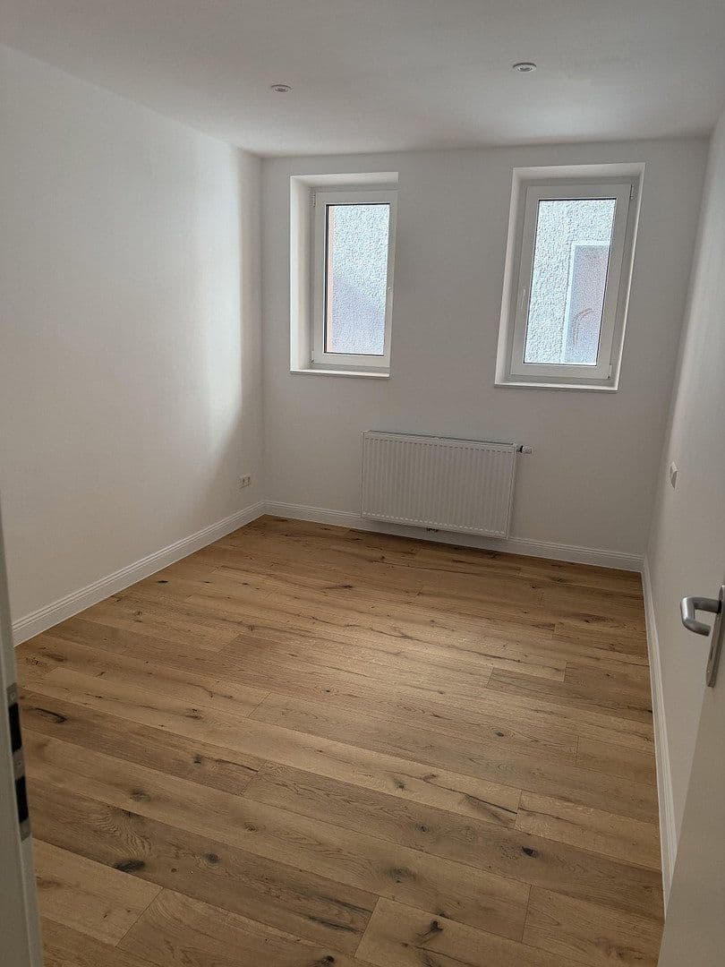 Pronájem bytu 3+1 73 m², Bussenstraße 58, Stuttgart, Bádensko-Württembersko Pronájem bytu 3+1 73 m², Bussenstraße 58, Stuttgart, Bádensko-Württembersko