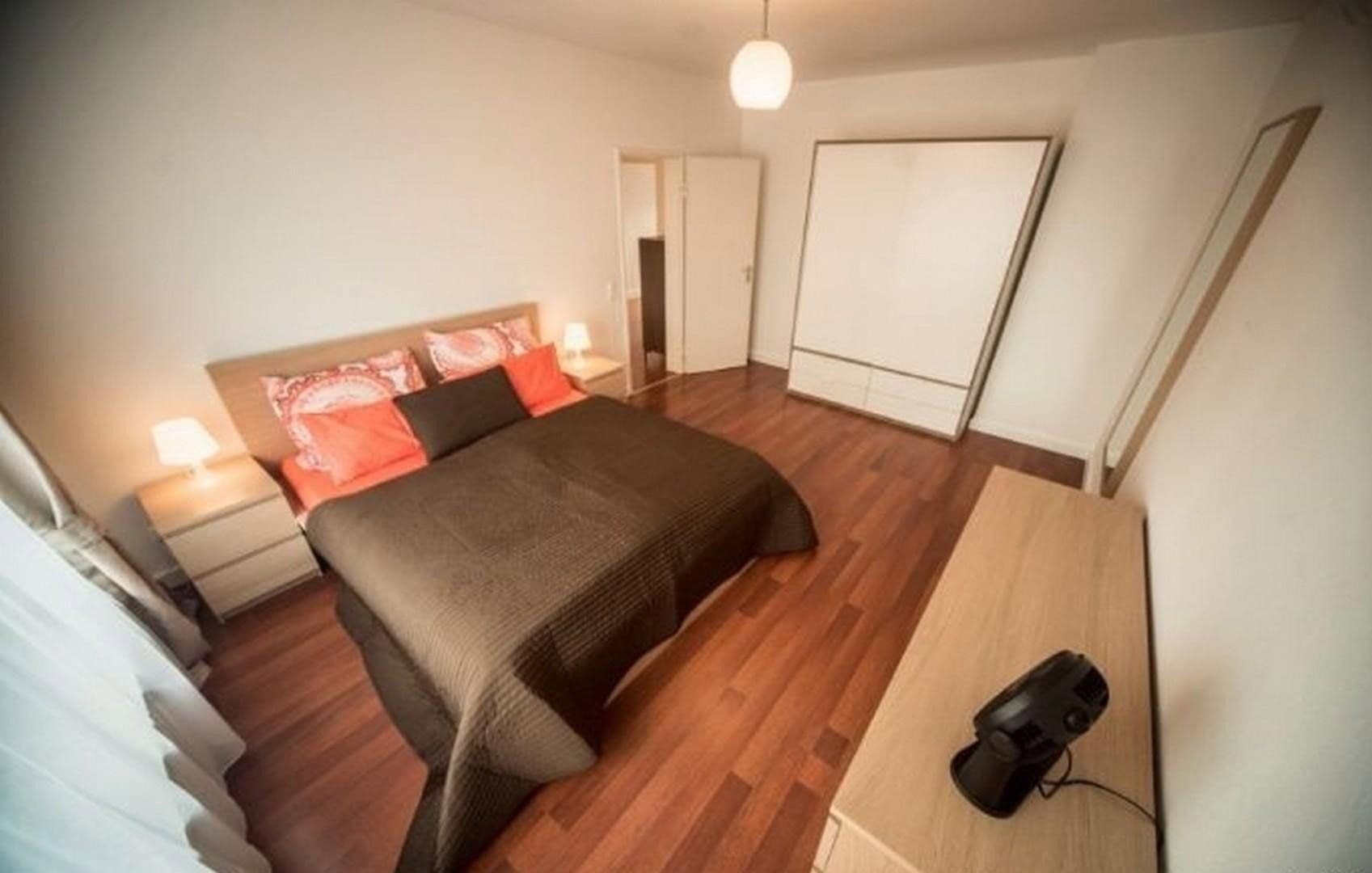 Pronájem bytu 2+1 80 m², Hohenzollernring 42, Köln, Severní Porýní-Vestfálsko Pronájem bytu 2+1 80 m², Hohenzollernring 42, Köln, Severní Porýní-Vestfálsko