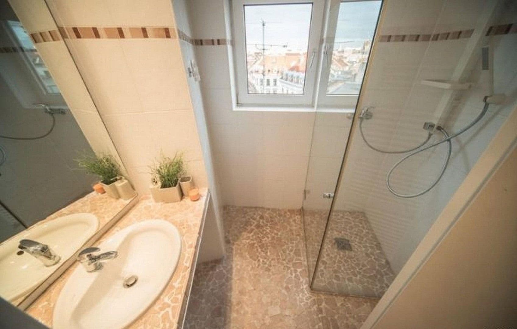 Pronájem bytu 2+1 80 m², Hohenzollernring 42, Köln, Severní Porýní-Vestfálsko Pronájem bytu 2+1 80 m², Hohenzollernring 42, Köln, Severní Porýní-Vestfálsko