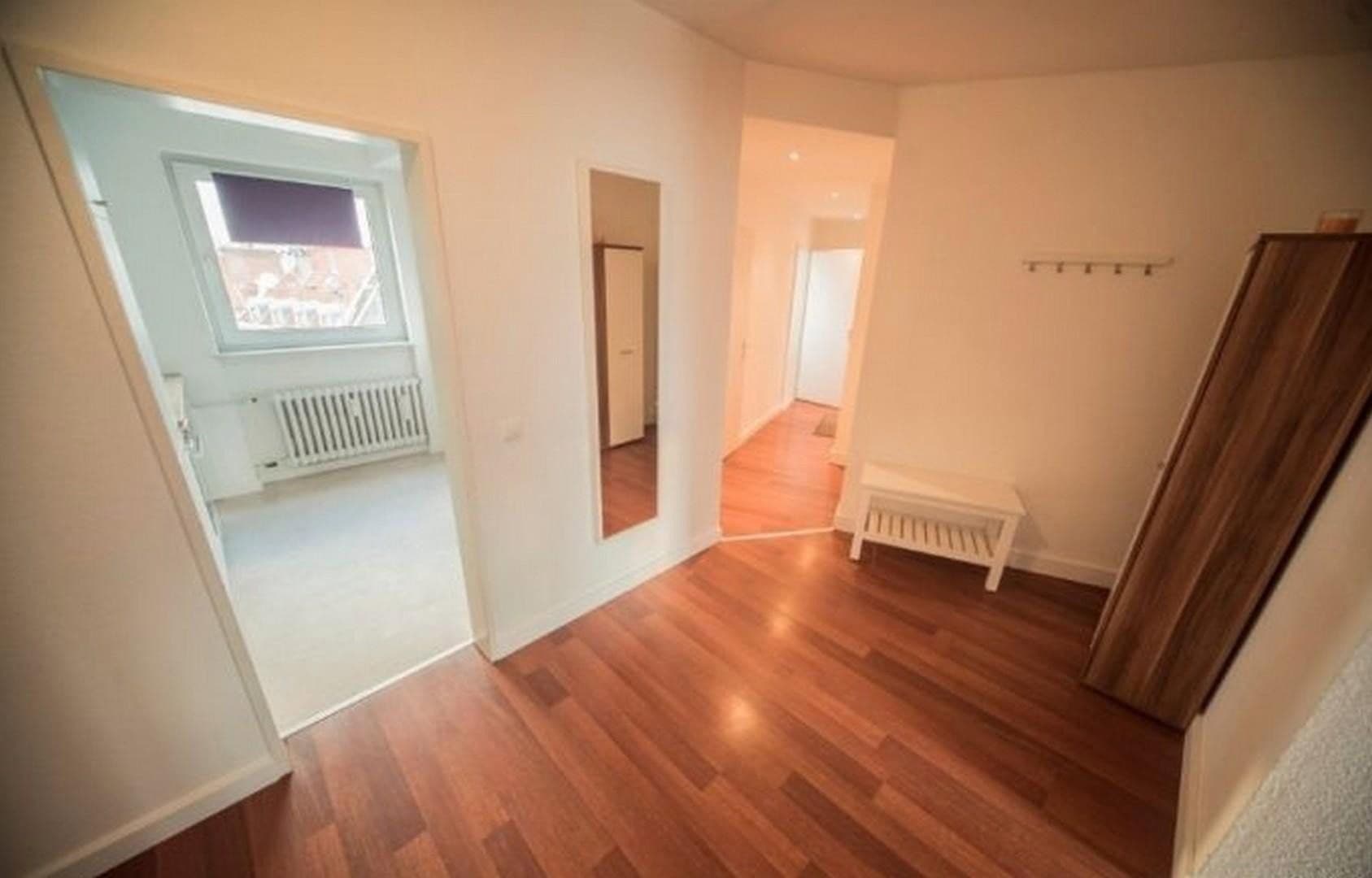 Pronájem bytu 2+1 80 m², Hohenzollernring 42, Köln, Severní Porýní-Vestfálsko Pronájem bytu 2+1 80 m², Hohenzollernring 42, Köln, Severní Porýní-Vestfálsko