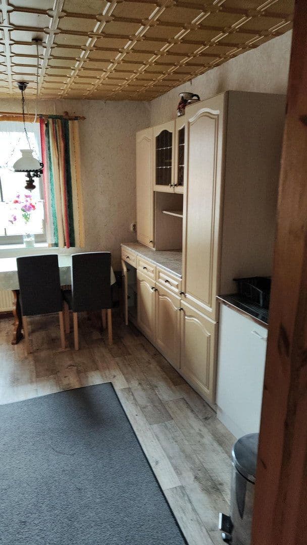 Prodej domu 92 m², pozemek 1.813 m², Dorfstraße 35, Putbus, Mecklenburg-Vorpommern Prodej domu 92 m², pozemek 1.813 m², Dorfstraße 35, Putbus, Mecklenburg-Vorpommern