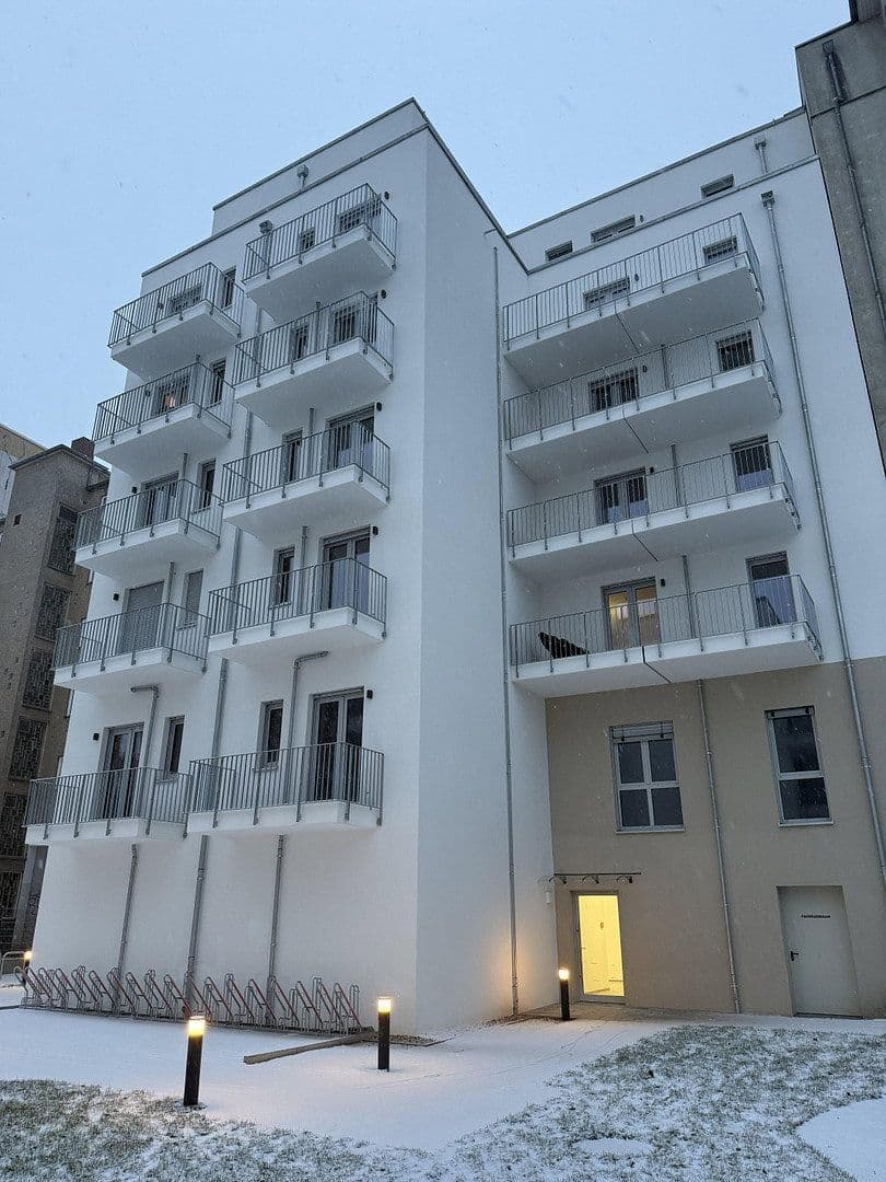 Pronájem bytu 2+1 50 m², Berlin, Berlín Pronájem bytu 2+1 50 m², Berlin, Berlín