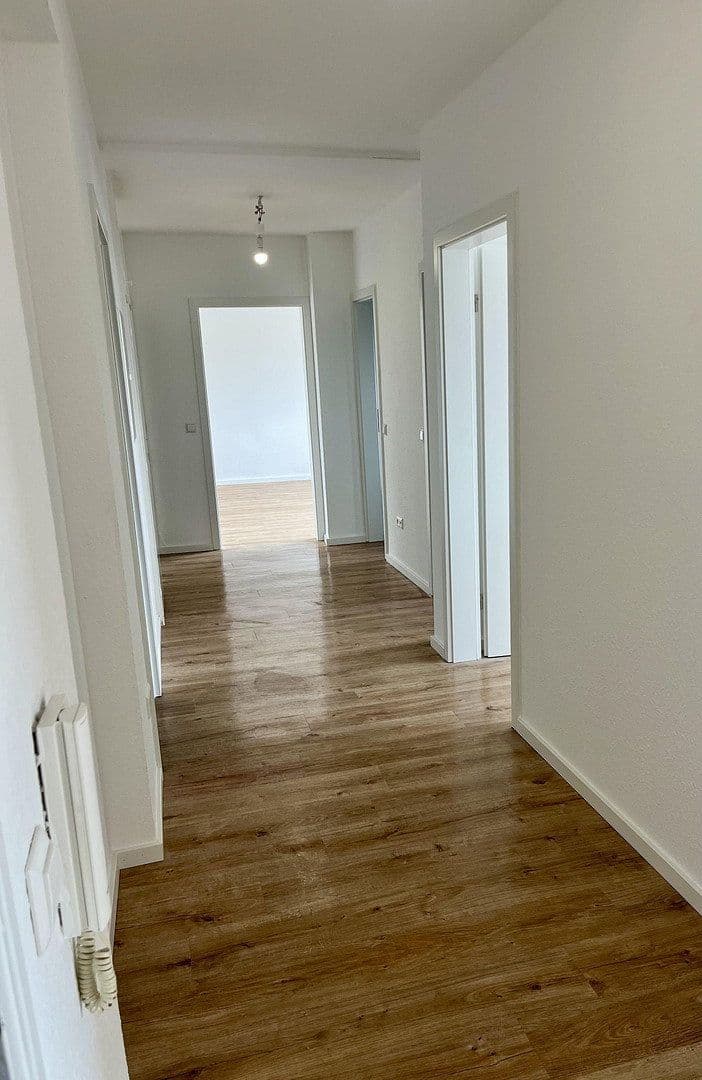 Pronájem bytu 5+1 107 m², Pariser Straße 163, Kaiserslautern, Porýní-Falc Pronájem bytu 5+1 107 m², Pariser Straße 163, Kaiserslautern, Porýní-Falc