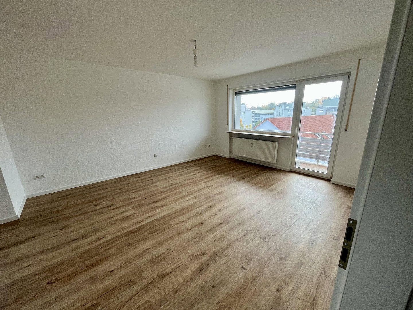 Pronájem bytu 5+1 107 m², Pariser Straße 163, Kaiserslautern, Porýní-Falc Pronájem bytu 5+1 107 m², Pariser Straße 163, Kaiserslautern, Porýní-Falc