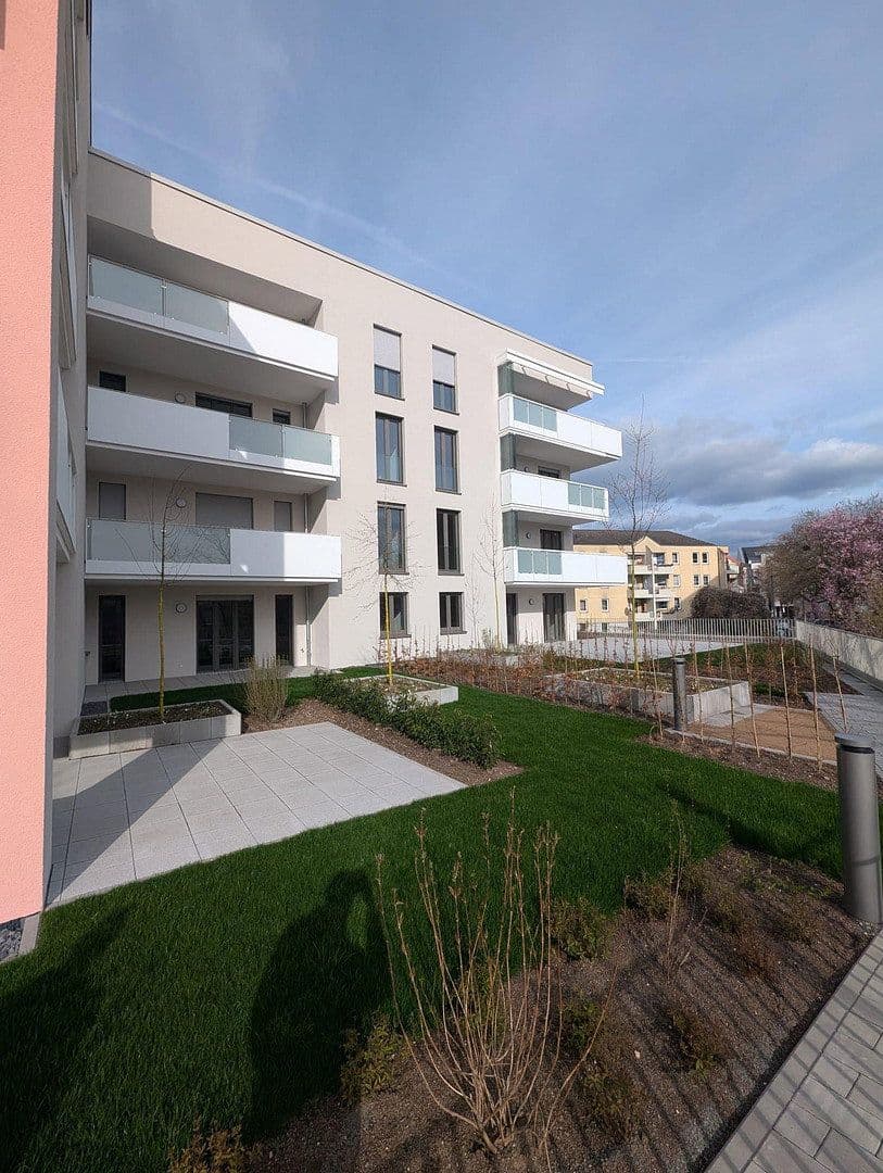 Pronájem bytu 3+1 87 m², Hannelore-Hermann-Straße 13, Koblenz, Porýní-Falc Pronájem bytu 3+1 87 m², Hannelore-Hermann-Straße 13, Koblenz, Porýní-Falc