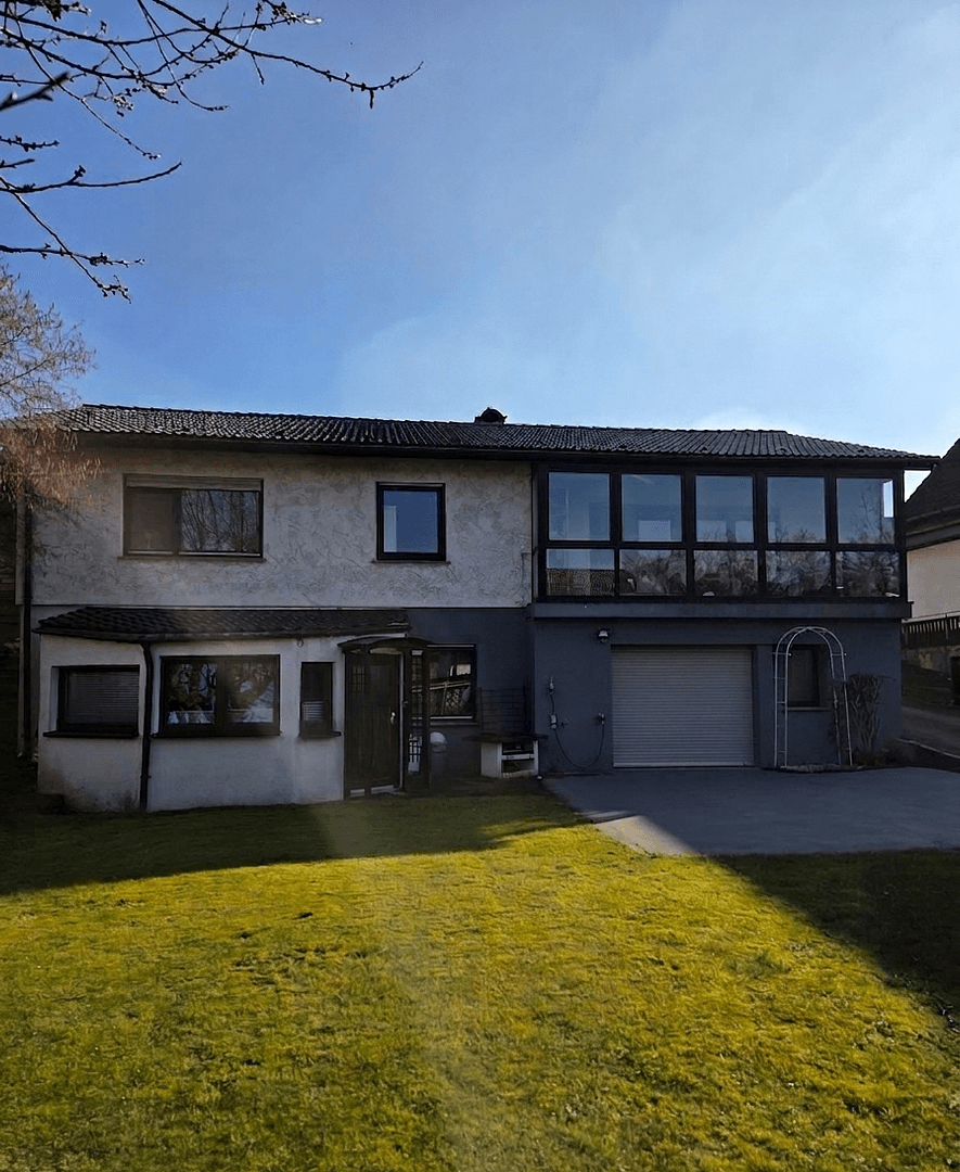 Prodej domu 150 m², pozemek 917 m², Uhlandweg 16, Waldbröl, Severní Porýní-Vestfálsko Prodej domu 150 m², pozemek 917 m², Uhlandweg 16, Waldbröl, Severní Porýní-Vestfálsko