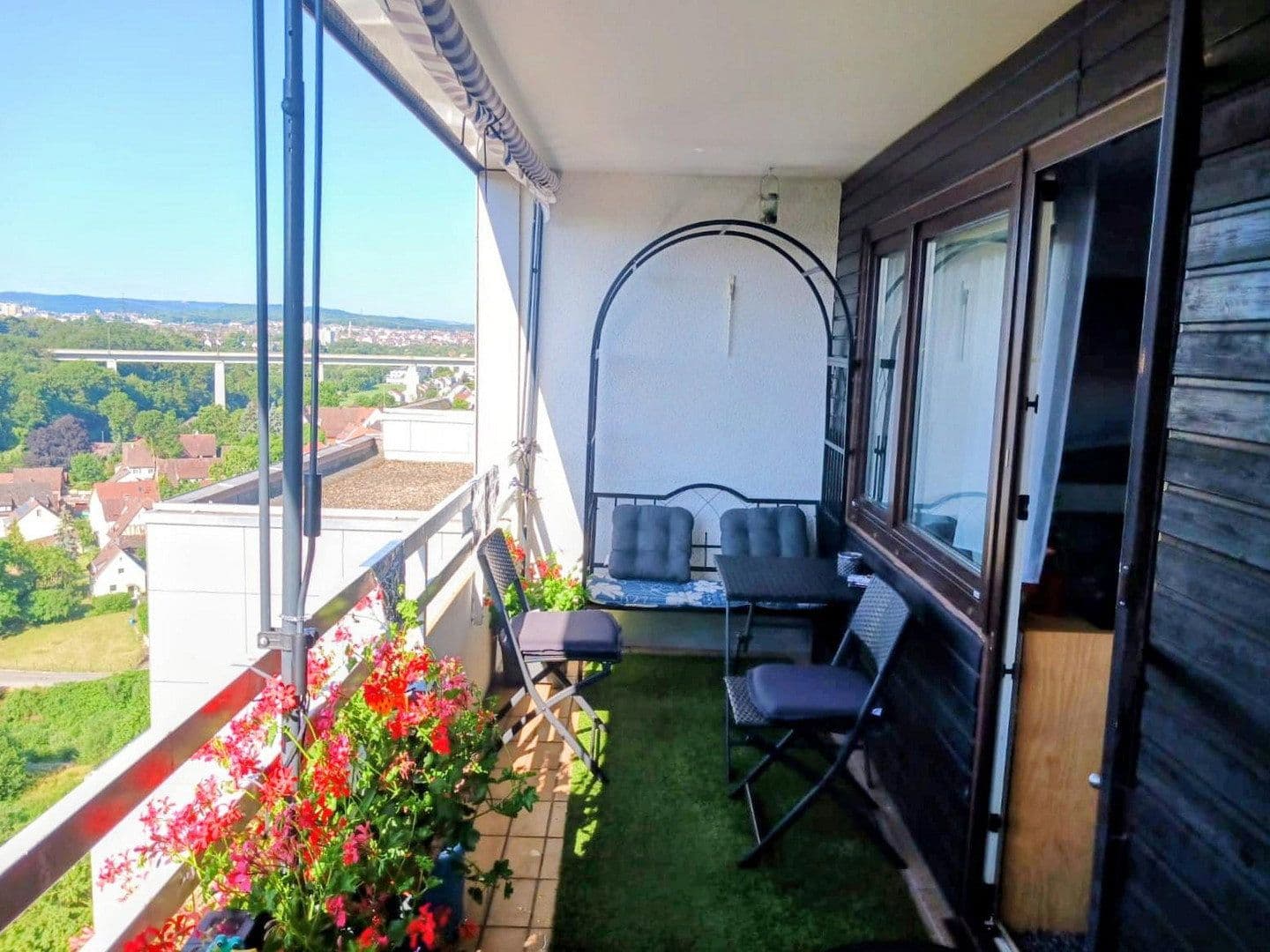 Prodej bytu 2+kk 60 m², Suttnerstraße 36, Stuttgart, Bádensko-Württembersko Prodej bytu 2+kk 60 m², Suttnerstraße 36, Stuttgart, Bádensko-Württembersko