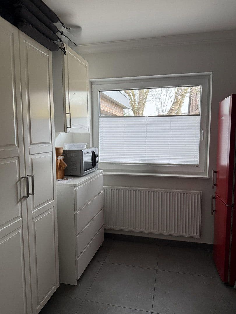 Prodej domu 128 m², pozemek 733 m², Roßfelde 12, Zetel, Dolní Sasko Prodej domu 128 m², pozemek 733 m², Roßfelde 12, Zetel, Dolní Sasko