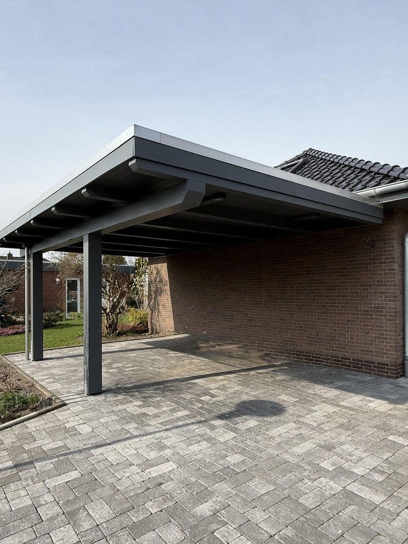 Prodej domu 128 m², pozemek 733 m², Roßfelde 12, Zetel, Dolní Sasko Prodej domu 128 m², pozemek 733 m², Roßfelde 12, Zetel, Dolní Sasko