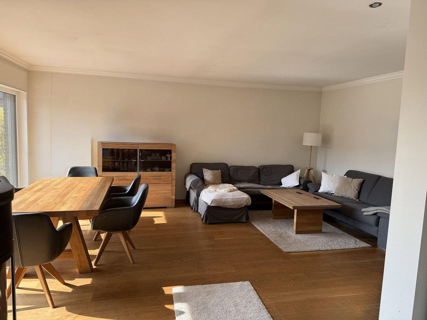 Prodej domu 128 m², pozemek 733 m², Roßfelde 12, Zetel, Dolní Sasko Prodej domu 128 m², pozemek 733 m², Roßfelde 12, Zetel, Dolní Sasko