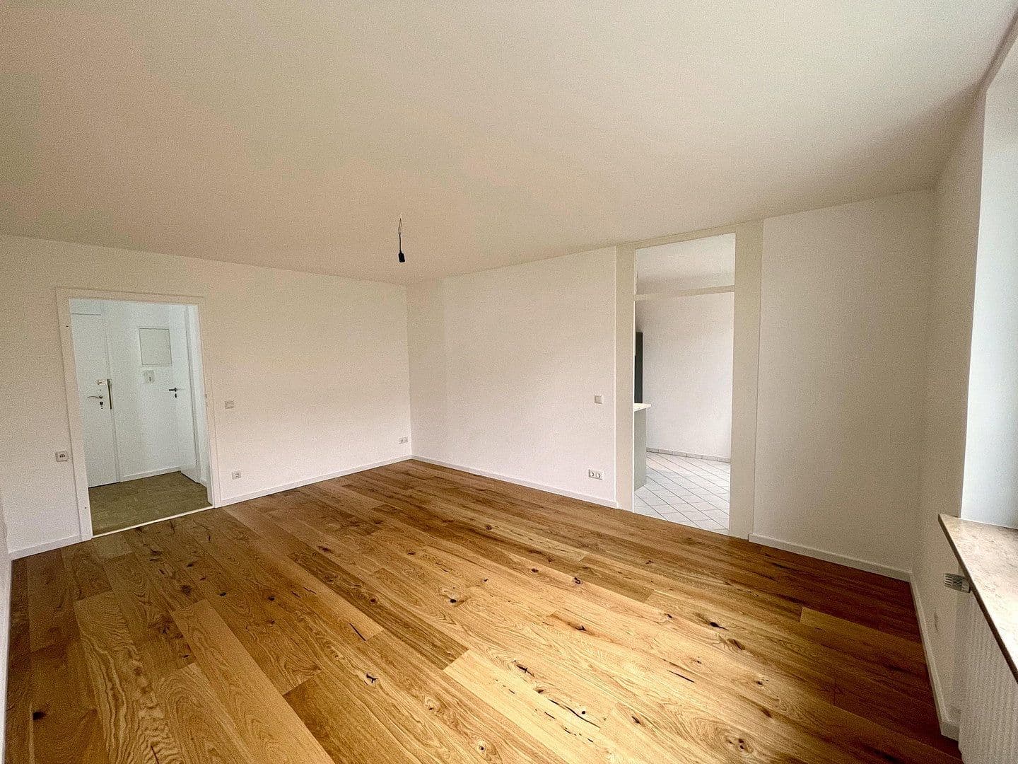 Pronájem bytu 2+1 56 m², Denninger Str. 218, München, Bavorsko Pronájem bytu 2+1 56 m², Denninger Str. 218, München, Bavorsko