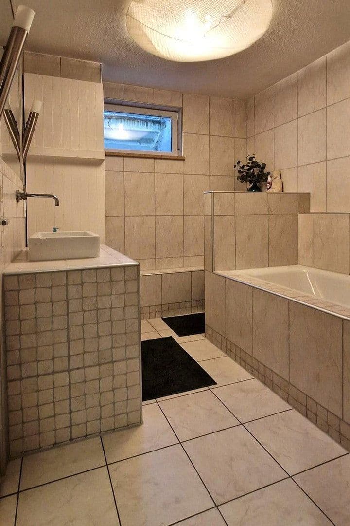 Prodej domu 210 m², pozemek 423 m², Schwabach, Bavorsko Prodej domu 210 m², pozemek 423 m², Schwabach, Bavorsko