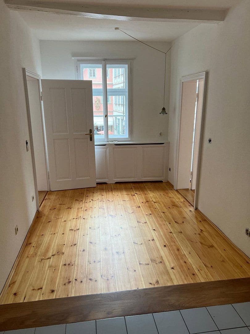 Pronájem bytu 3+kk 90 m², Karolinenstraße 17, Bamberg, Bavorsko Pronájem bytu 3+kk 90 m², Karolinenstraße 17, Bamberg, Bavorsko