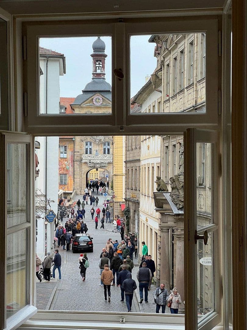 Pronájem bytu 3+kk 90 m², Karolinenstraße 17, Bamberg, Bavorsko Pronájem bytu 3+kk 90 m², Karolinenstraße 17, Bamberg, Bavorsko