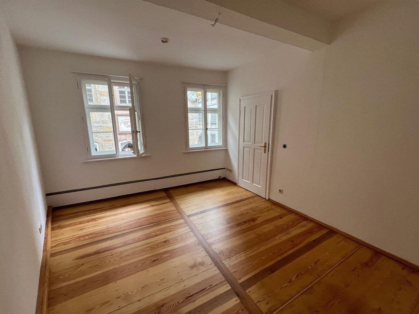 Pronájem bytu 3+kk 90 m², Karolinenstraße 17, Bamberg, Bavorsko Pronájem bytu 3+kk 90 m², Karolinenstraße 17, Bamberg, Bavorsko