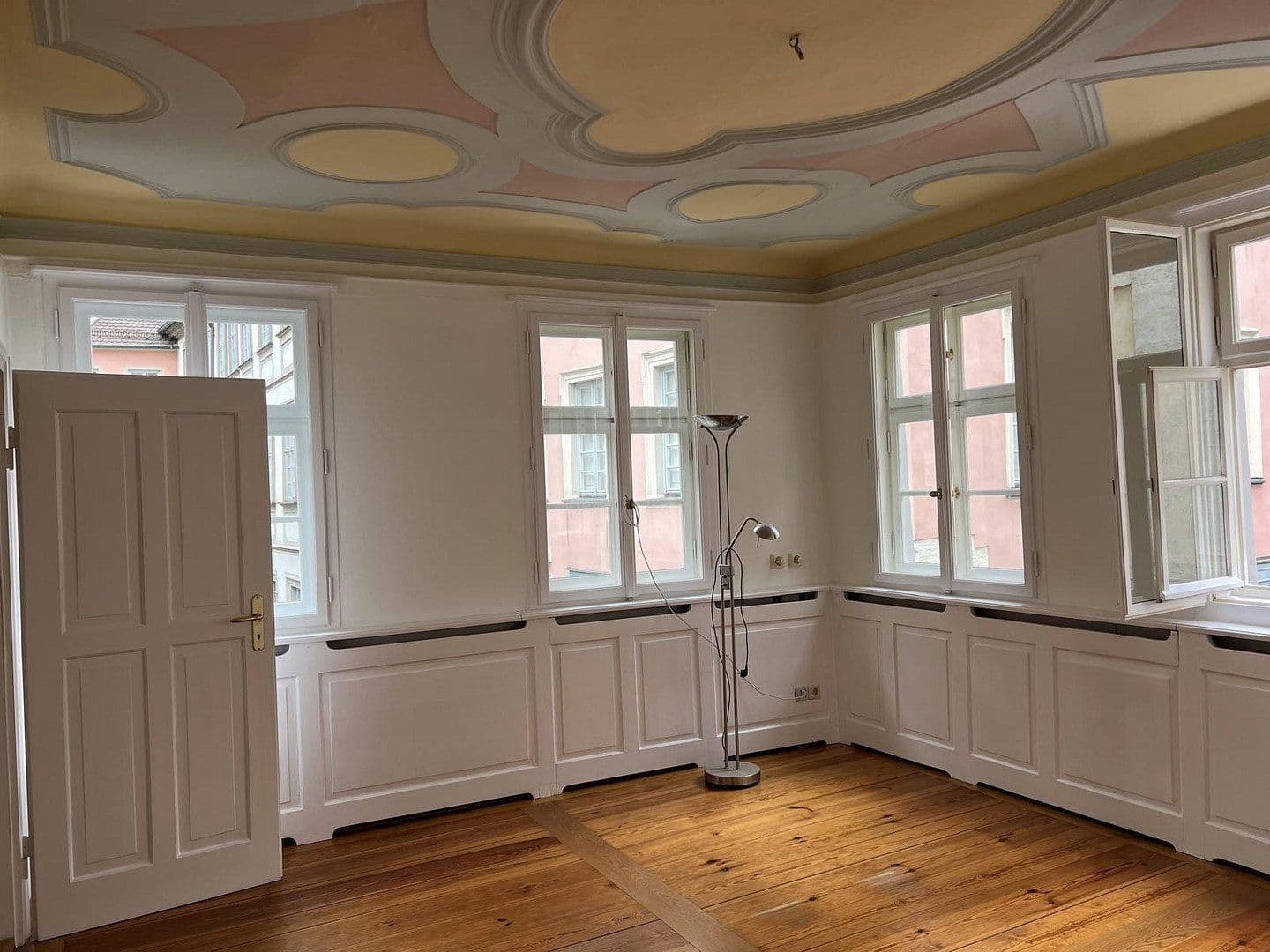 Pronájem bytu 3+kk 90 m², Karolinenstraße 17, Bamberg, Bavorsko Pronájem bytu 3+kk 90 m², Karolinenstraße 17, Bamberg, Bavorsko