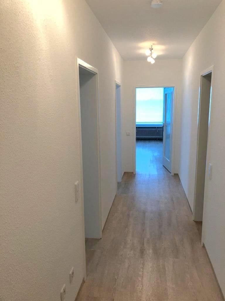 Pronájem bytu 2+1 69 m², Humboldtstr., Bad Salzuflen, Severní Porýní-Vestfálsko Pronájem bytu 2+1 69 m², Humboldtstr., Bad Salzuflen, Severní Porýní-Vestfálsko