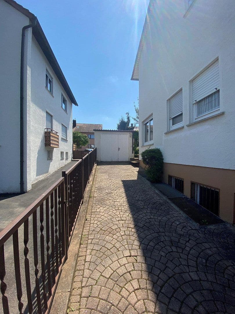 Prodej domu 570 m², pozemek 1.100 m², Schwaikheim, Bádensko-Württembersko Prodej domu 570 m², pozemek 1.100 m², Schwaikheim, Bádensko-Württembersko