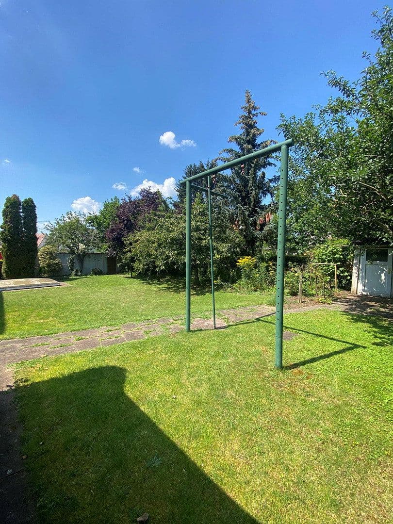 Prodej domu 570 m², pozemek 1.100 m², Schwaikheim, Bádensko-Württembersko Prodej domu 570 m², pozemek 1.100 m², Schwaikheim, Bádensko-Württembersko